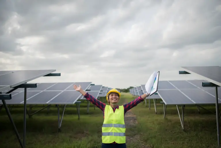 engineer-electric-woman-checking-maintenance-solar-cells